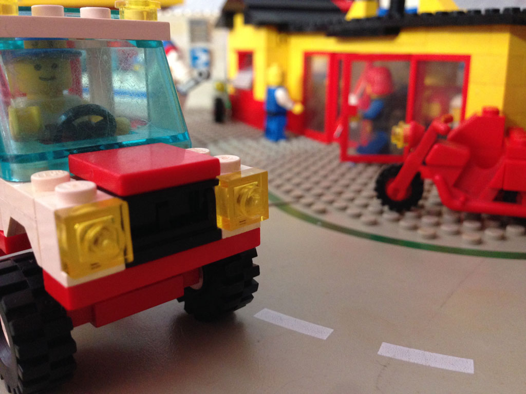 truck - found @ home - © Tom Loewen | 14x3.de